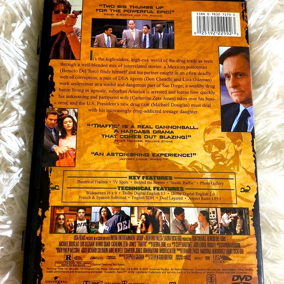 TRAFFIC DVD Michael Douglas Catherine Zeta Jones Benicia Del Toro GUC - Picture 2 of 3